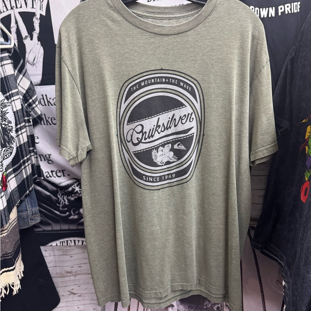 Quiksilver Olive Graphic Men's Tee